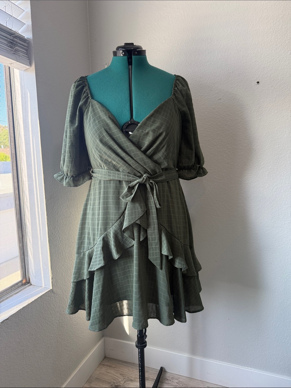 Ruffle Dress with belt